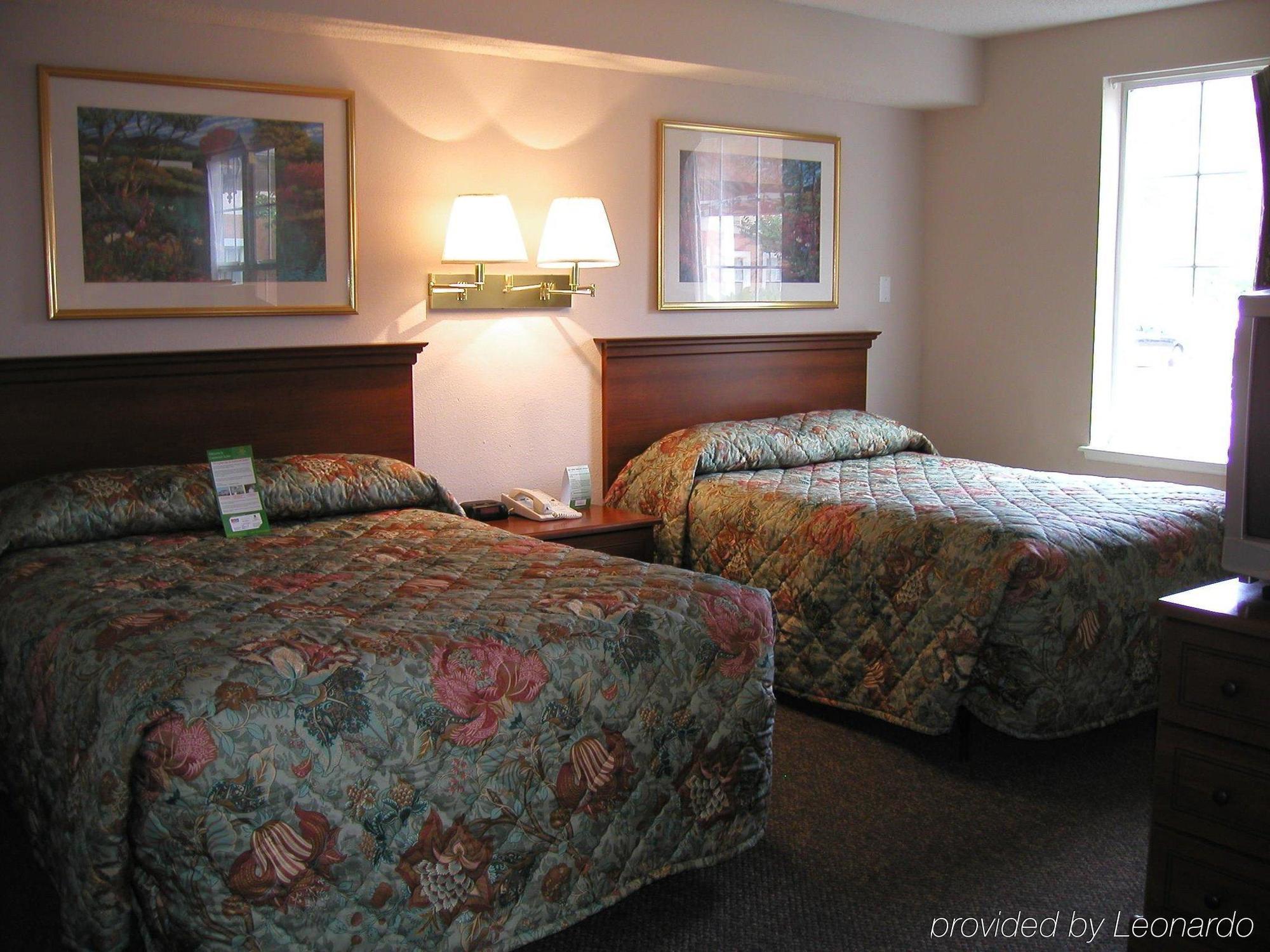 Intown Suites Extended Stay Greensboro Nc - Airport Zimmer foto